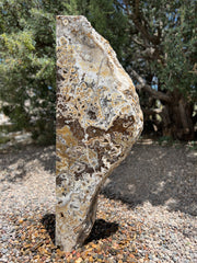 Black Canyon Onyx Infinity Fountain in a landscape setting